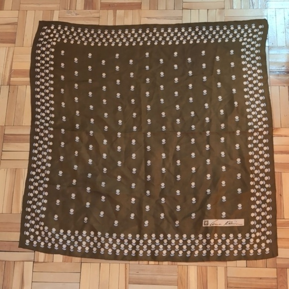 Vintage Anne Klein scarf 265×26quot approx